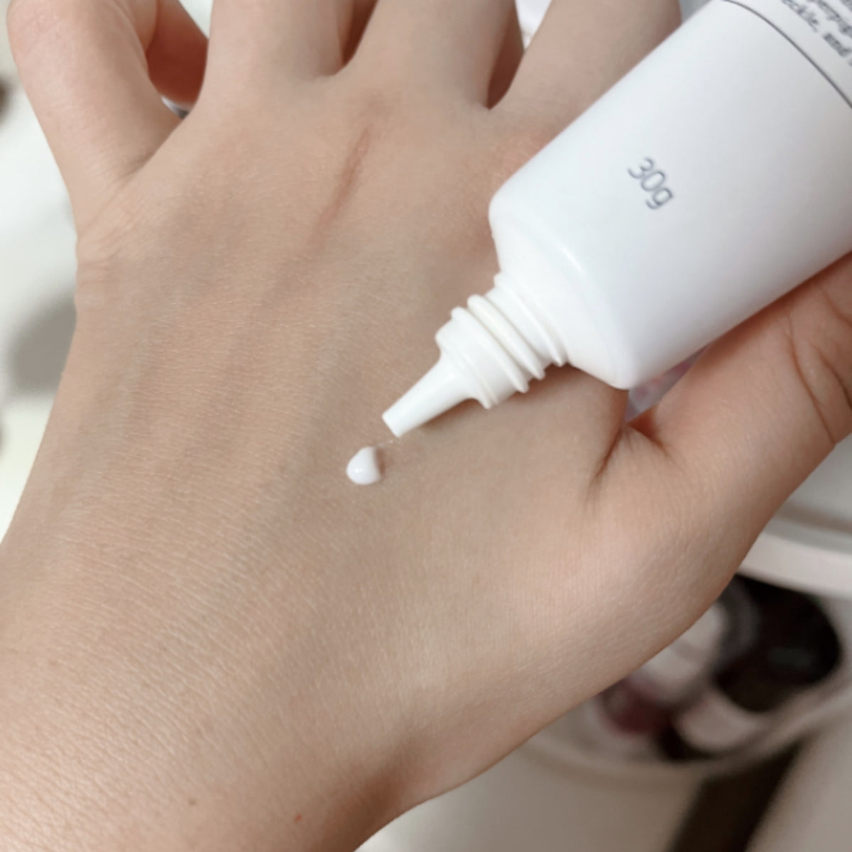 DONG-A Mela Toning Cream 30g Spots, Freckles, Senile Dark Spots, Melanin Pigmentation, Acne Area, from Korea