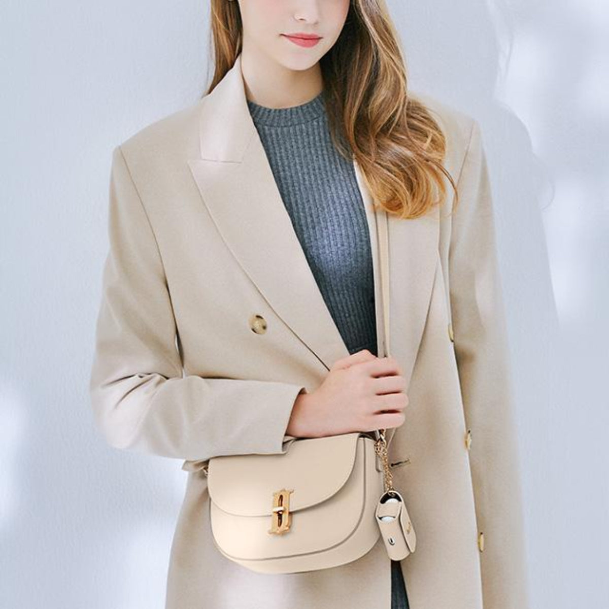 J.ESTINA JOELLE FALLIN SM Cross Bag Beige Shoulder Leather Bag Minyoung Park Pick / from Seoul, Korea