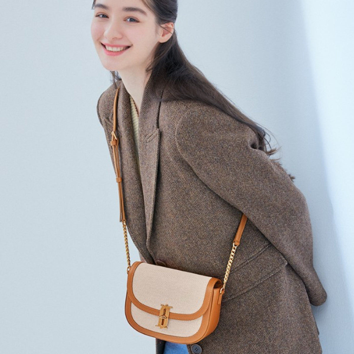 正規品【Ｊ.ＥＳＴＩＮＡ】ＪＯＥＬＬＥ サチェル バッグ J.ESTINA JOELLE Canvas SM Cross TA Crossbody Bag Shoulder