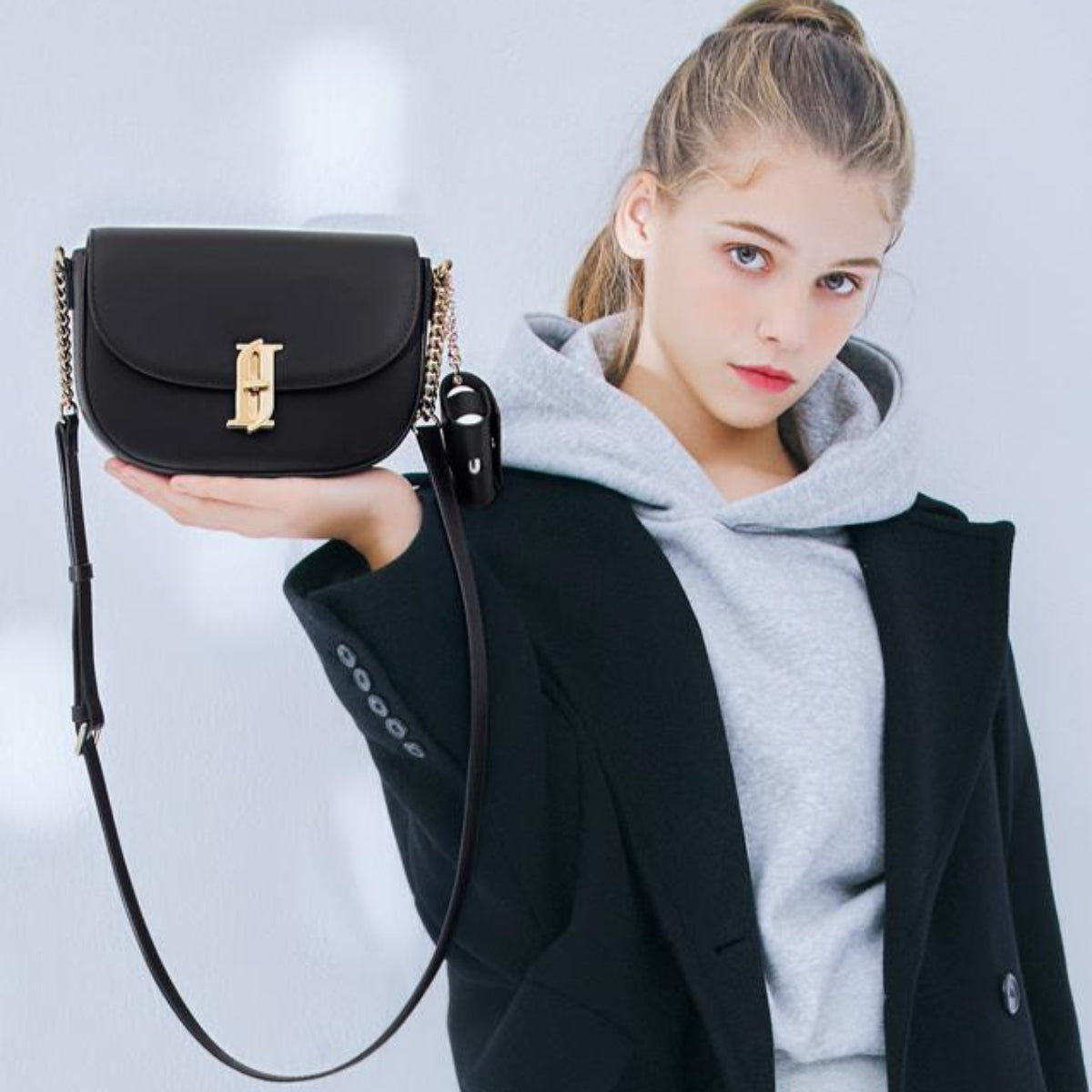 J.ESTINA JOELLE FALLIN SM Cross Bag Black Shoulder Leather Bag Minyoung Park Pick / from Seoul, Korea