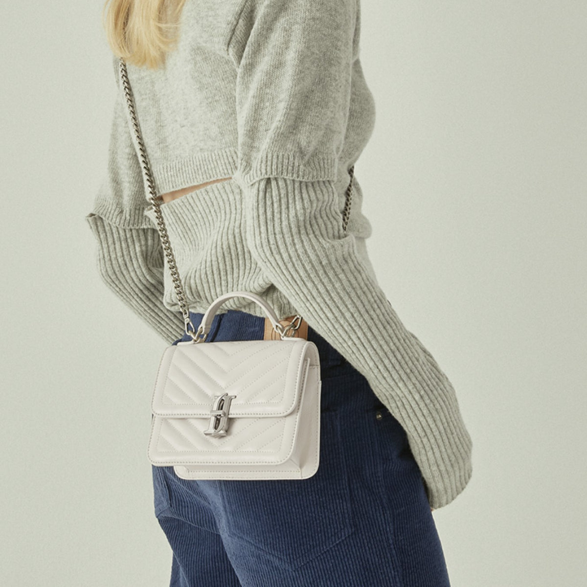 J.ESTINA JOELLE Quilting Mini Satchel White Detachable Strap Crossbody Shoulder Leather Bag / from Seoul, Korea