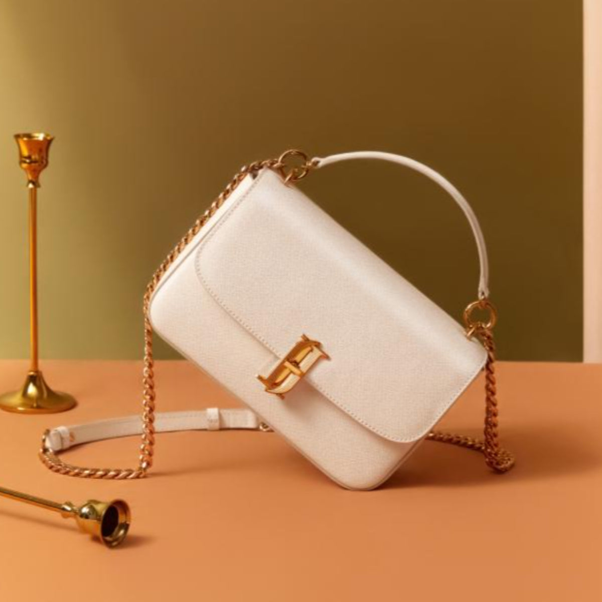 J.ESTINA DELLA SM Shoulder Crossbody Tote Cream White Leather Metal Chain Adjustable Strap Minyoung Park PICK / from Seoul, Korea